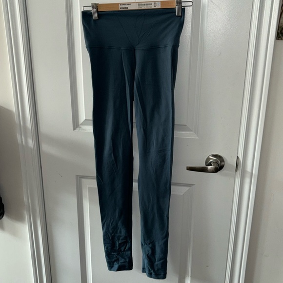 Aritzia Pants - TnAction Aritia Blue Leggings Size Small